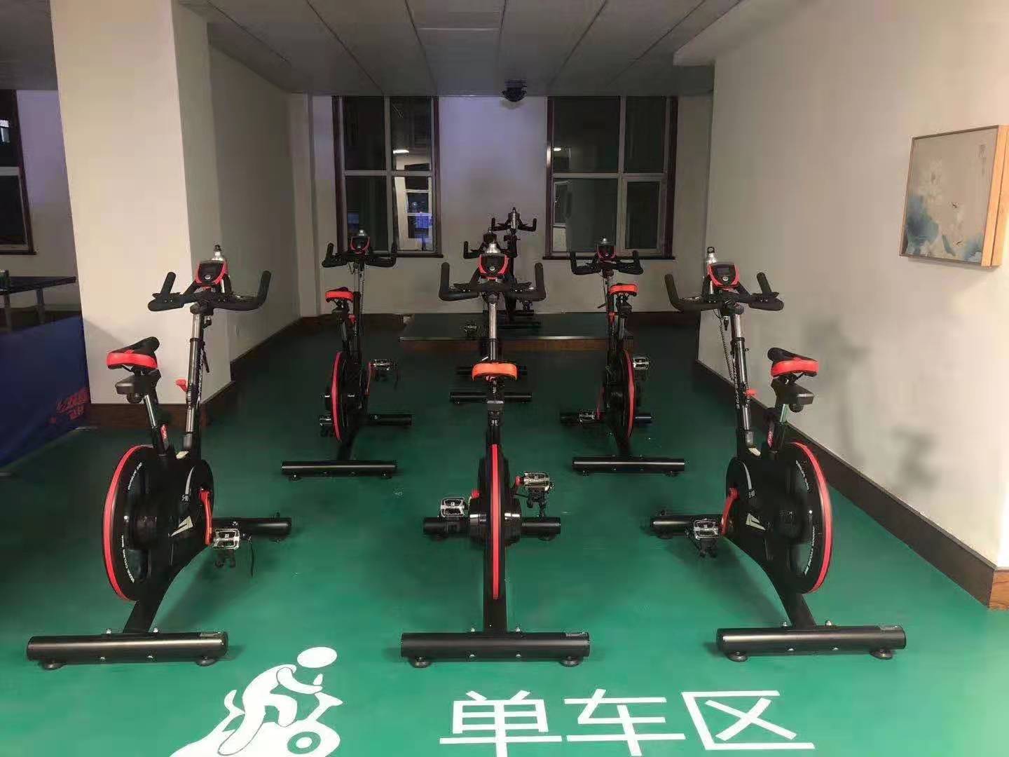 椭圆机和91看片APP免费网站哪个好